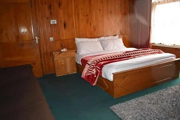 Luxury Tek Büyük Yataklı Oda