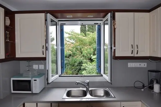 Villa, 5 Yatak Odası, Kısmi Deniz Manzaralı