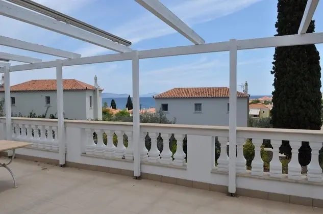 Villa, 5 Yatak Odası, Kısmi Deniz Manzaralı