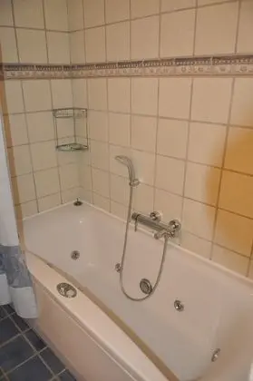 Villa, 5 Yatak Odası, Kısmi Deniz Manzaralı