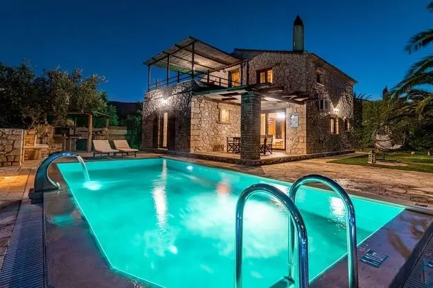 Villa, 3 Yatak Odası, Kişiye Özel Havuzlu (Split Level)