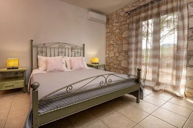 Villa, 4 Yatak Odası, Kişiye Özel Havuzlu (Split Level)