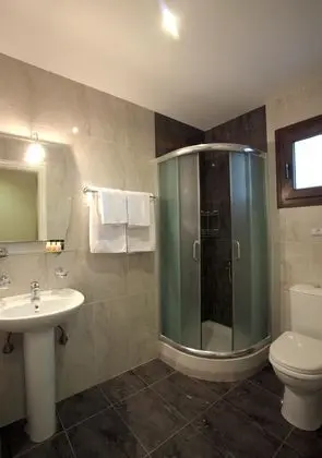 1 Çift Kişilik Veya 2 Tek Kişilik Yatak Standard