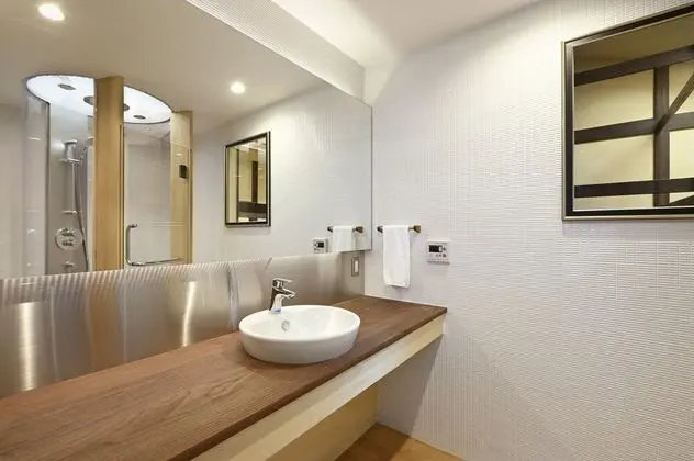 Traditional Villa (Private)