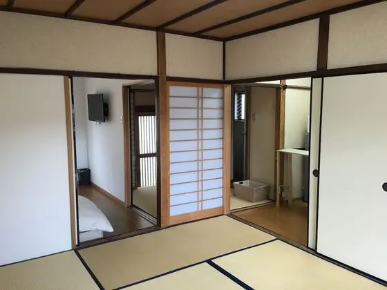 Ev (Hanare, 2 Japanese Futon + 2 Single)