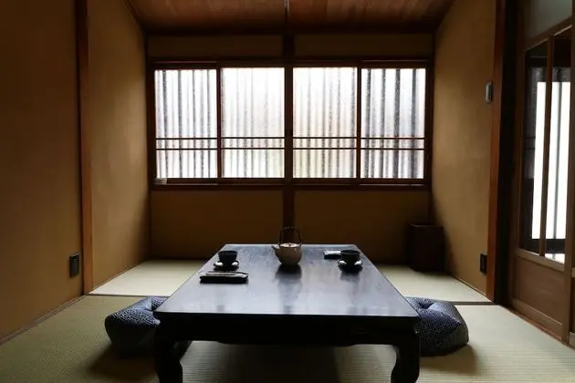 Süit (Garden, 2 Japanese futons)