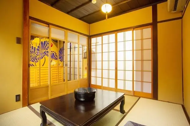 Süit (Garden, 2 Japanese futons)
