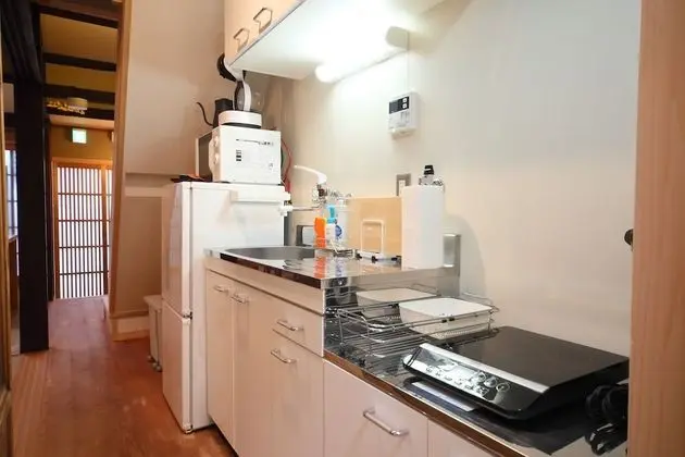 Ev (Private Vacation)