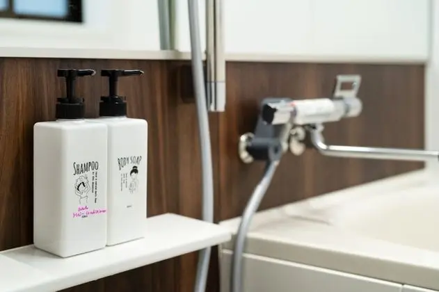 Stüdyo, Bahçe Manzaralı