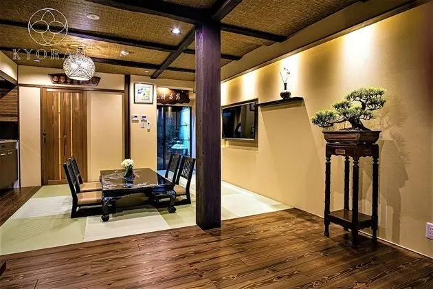 Executive Ev (Private Vacation Home)