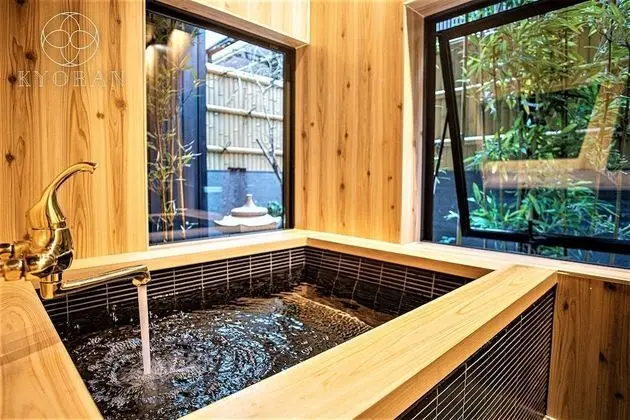 Executive Ev (Private Vacation Home)