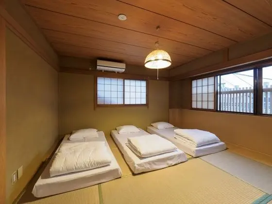 Family Oda (Japanese Style, B)