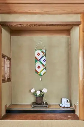 Family Oda (Japanese Style, B)