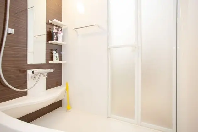 Ev, Sigara İçilmez (Private Vacation)