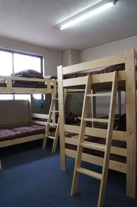 Ortak Ranzalı Oda, Sadece kadınlar için