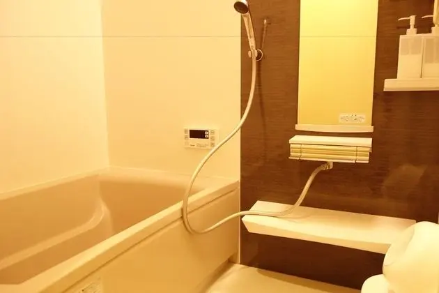 Tek Büyük Yataklı Oda, Sigara İçilmez, Mutfak