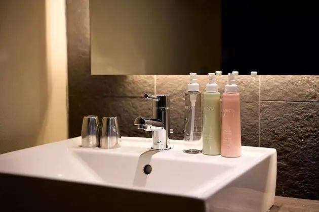 Ev (Private Japanese Machiya Suite - AI)