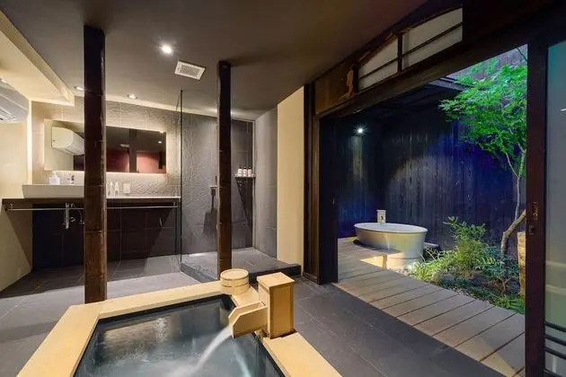 Ev (Private Japanese Machiya Suite SHU)