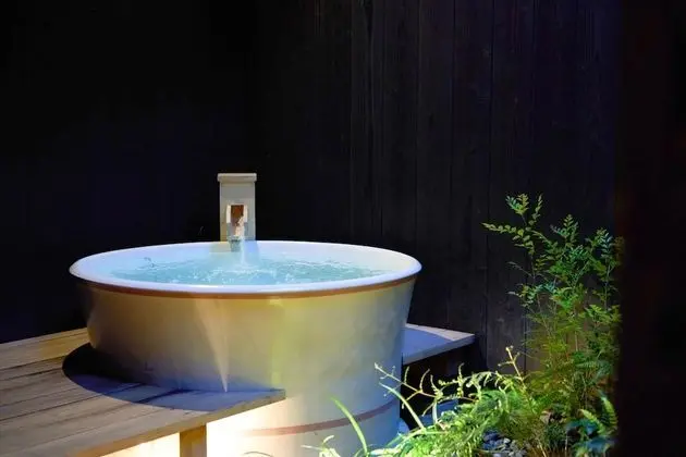 Ev (Private Japanese Machiya Suite SHU)