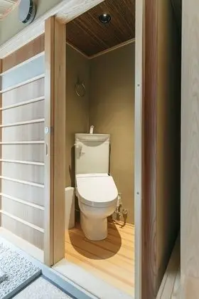 Classic Ev (Private Vacation Home for 1-6 Guests)