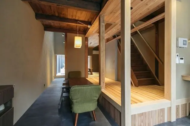 Classic Ev (Private Vacation Home for 1-6 Guests)