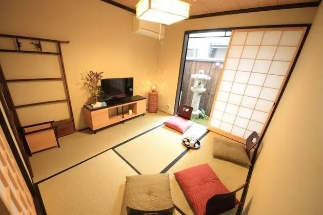 Ev, 2 Yatak Odası, Sigara İçilmez