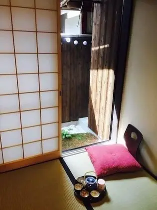 Ev, 2 Yatak Odası, Sigara İçilmez