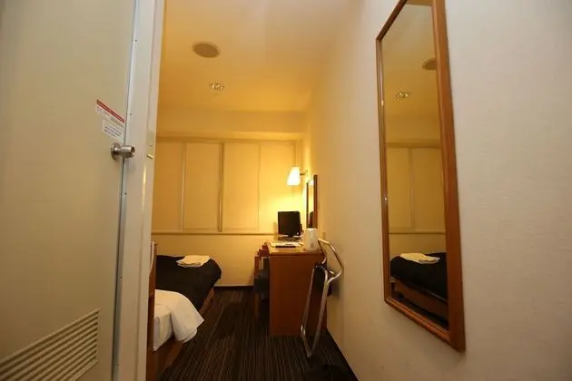 Tek Kişilik Oda, Sigara İçilmez