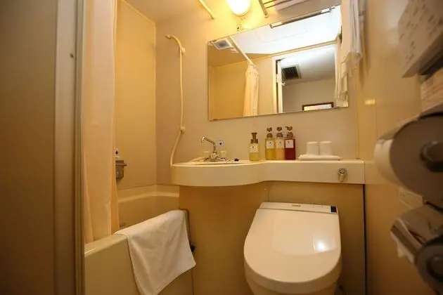 Tek Kişilik Oda, Sigara İçilmez