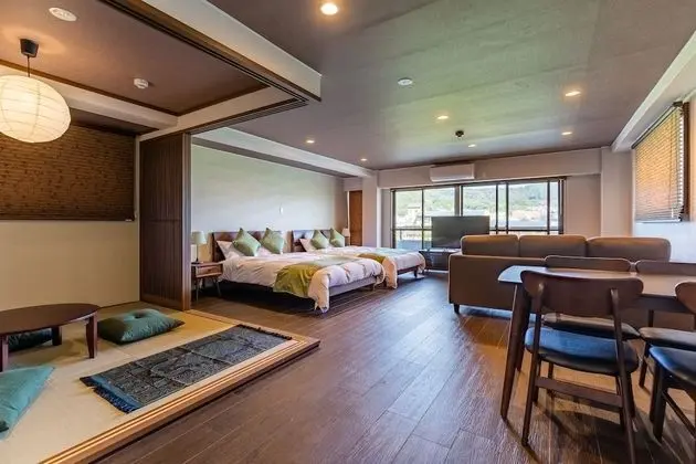 Deluxe Oda, Balkon, Nehir Manzaralı