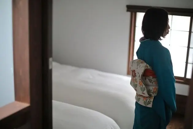 Ev (Private Vacation)