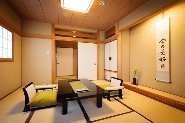 Traditional Oda, Sigara İçilmez (8 Tatami Mats, Check-in before 9PM)