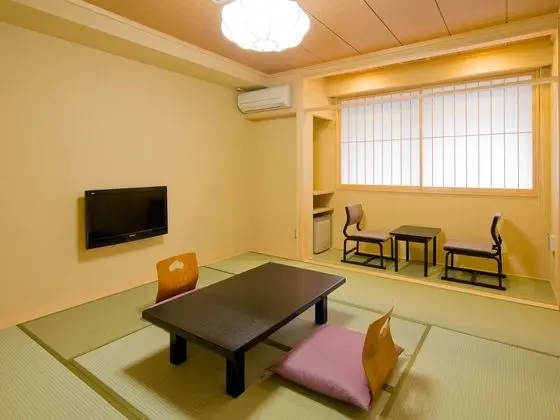 Traditional Oda, Sigara İçilmez (Japanese Style, for 4, New Bldg)
