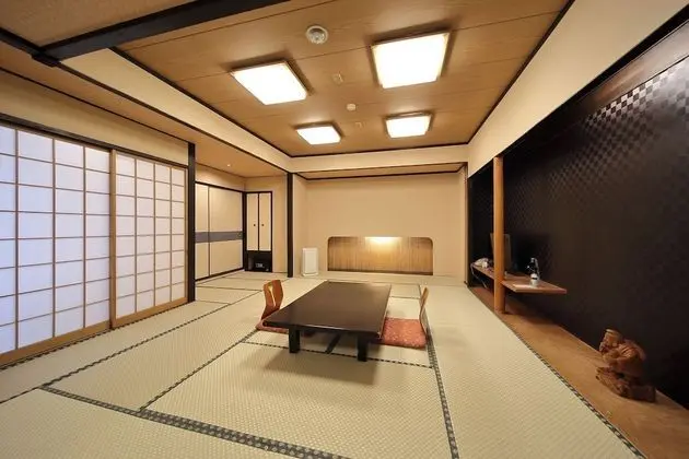 Traditional Oda