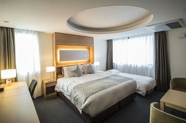 Deluxe Tek Büyük Yataklı Oda, Sigara İçilmez (Frosted Glass)