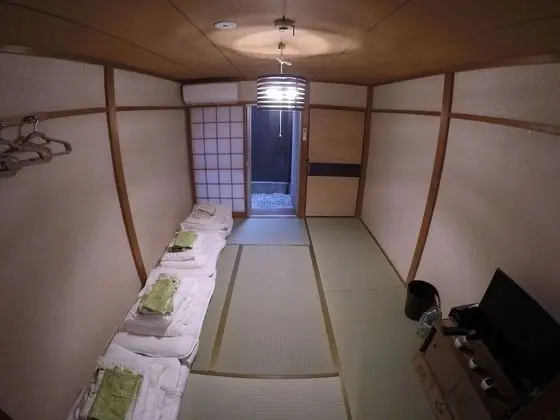 Traditional Ev, 4 Yatak Odası, Sigara İçilmez