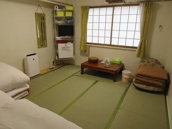 Traditional Üç Kişilik Oda (Japanese Style)