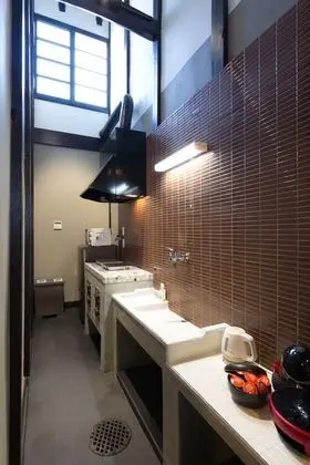 Ev