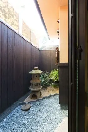 Ev