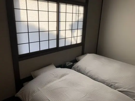 Ev