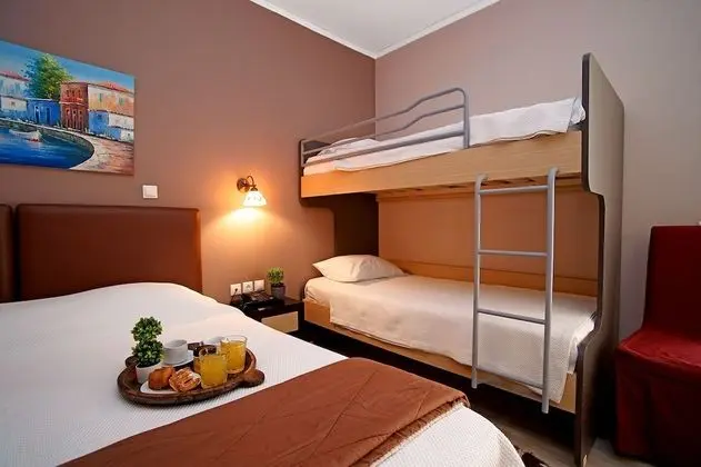 Dört Kişilik Oda, Şehir Manzaralı