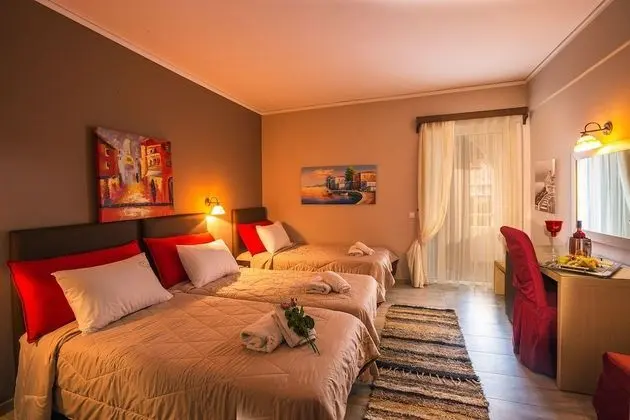 Üç Kişilik Oda, Şehir Manzaralı