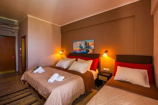 Üç Kişilik Oda, Şehir Manzaralı