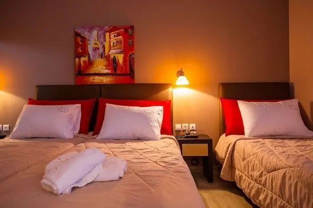 Üç Kişilik Oda, Şehir Manzaralı