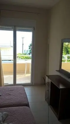 Tek Büyük veya İki Ayrı Yataklı Oda, 1 Çift Kişilik veya 2 Tek Kişilik Yatak