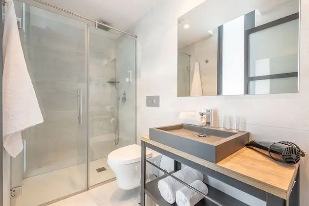 Tek Büyük Yataklı Oda, Balkon (Selection)