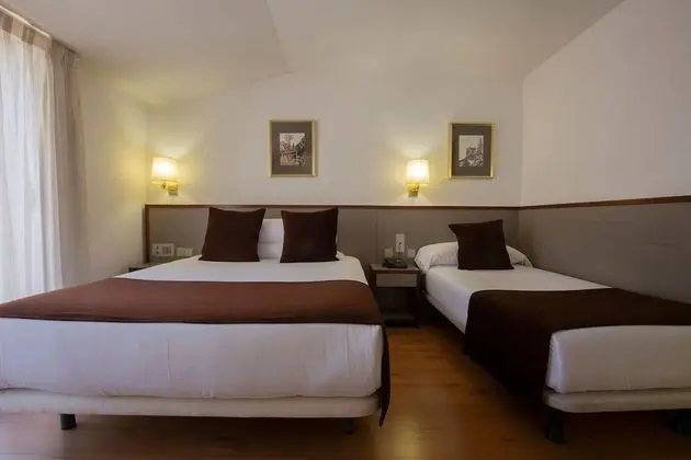 Üç Kişilik Oda (2 adults + 1 child)