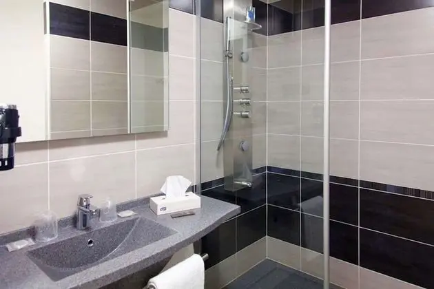 Standard Oda, 1 Çift Kişilik Yatak