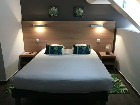 Comfort Tek Büyük Yataklı Oda