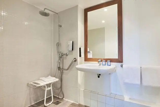 Standard Oda, 1 Çift Kişilik Yatak